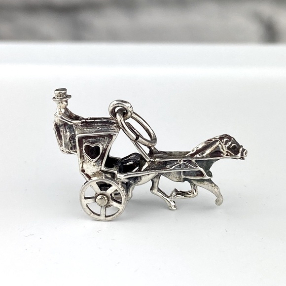 Join Poshmark with my invite code for a $10 shop discount - Picture 9 of 17